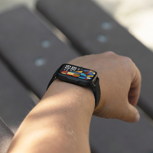 OTCHI - MONTRE CONNECTEE NOIRE AVEC UN ECRAN TACTILE 1,85"