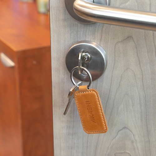 PORTE-CLE EN CUIR VERITABLE MARRON FONCE