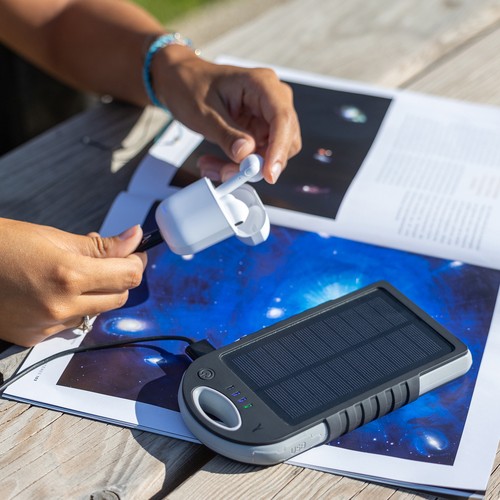 BATTERIE DE SECOURS SOLAIRE RENFORCEE ANTI-CHOCS 10 000 MAH - 2