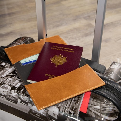PORTE-PASSEPORT / CARTE GRISE / ASSURANCE EN CUIR VERITABLE NOIR