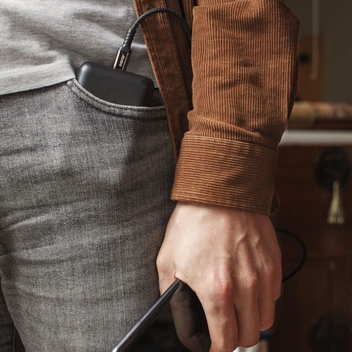 BATTERIE DE SECOURS ULTRA COMPACTE - 10 000 MAH NOIRE - 2