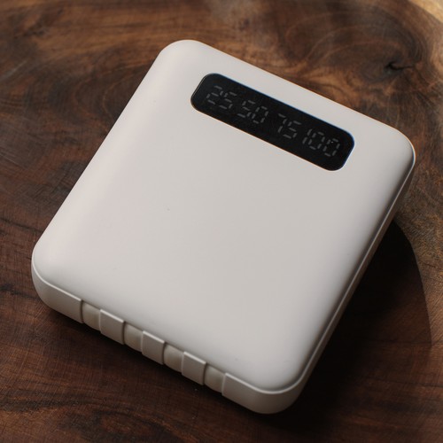 BATTERIE DE SECOURS AVEC 4 CABLES - 10 000 MAH BLANC