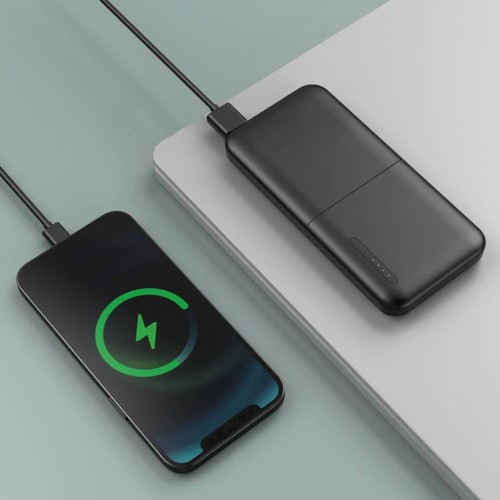 BATTERIE DE SECOURS EN PLASTIQUE RECYCLÉ ULTRA COMPACTE - 10 000 MAH - NOIRE