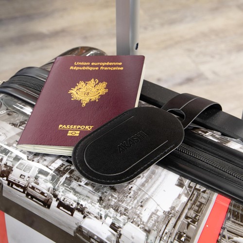 ETIQUETTE BAGAGE EN SIMILI-CUIR LISSE MARRON