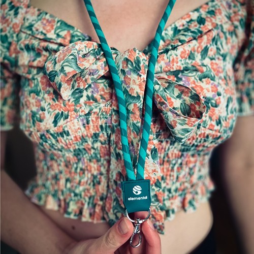 Short Rope Label Lanyard – Fabricant Européen | Tour de cou corde avec étiquette tissée personnalisée thumbnail 4