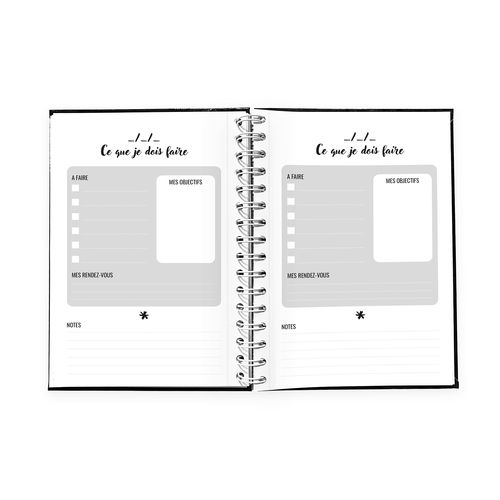 CARNET SPIRALE COUVERTURE SOUPLE - MAXI 210 x 297 mm - COUVERTURE 380g SATIMAT AVEC PELLICULAGE BRILLANT PAGE 1 ET 4 - BLOC DE 50 FEUILLES 80g OFFSET - SANS IMPRESSION - SPIRALE BLANCHE - A GAUCHE thumbnail 6