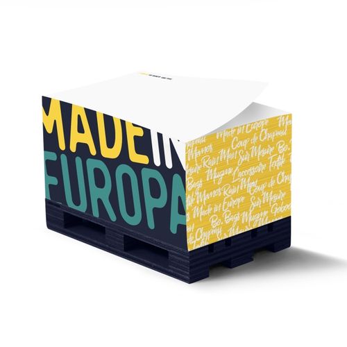 Bloc cube sur palette - 1