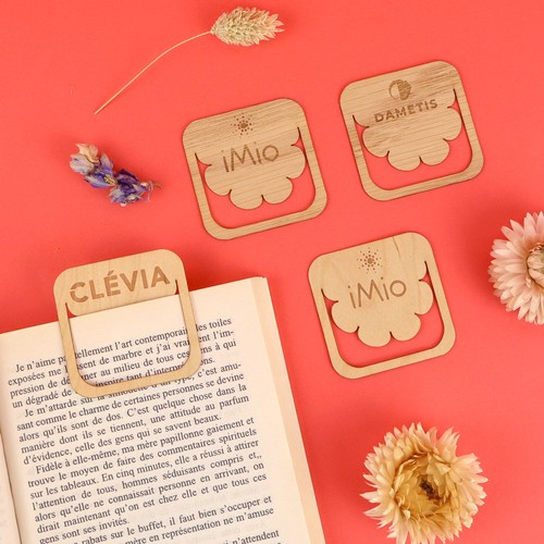 Accroche-page bois