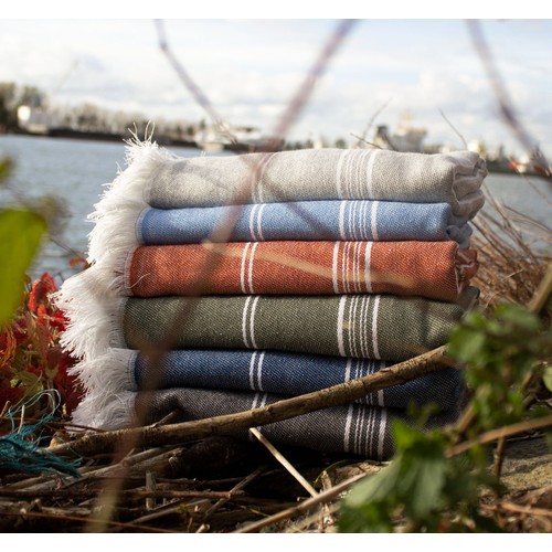 Fouta en coton et polyester recyclé