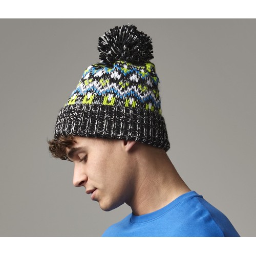 Bonnet avec pompon Blizzard