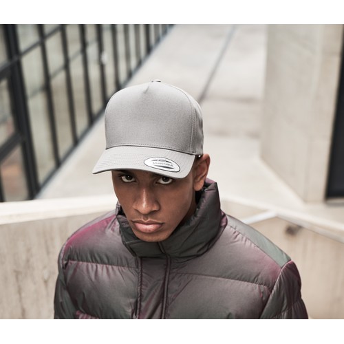 Casquette visière incurvée