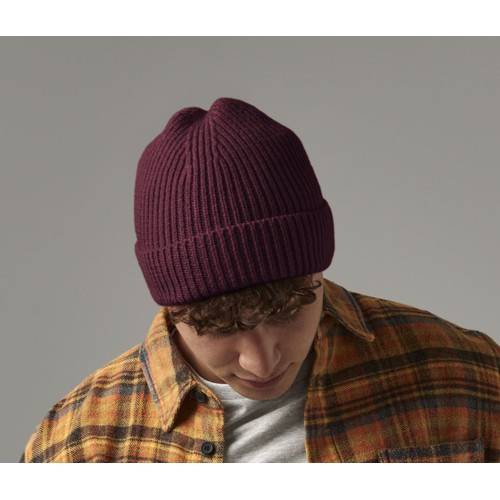 Bonnet en maille côtelée