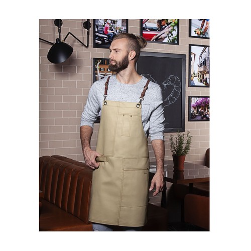 Tablier à bavette tendance