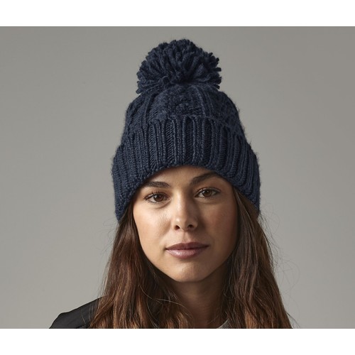 Bonnet en maille torsadée