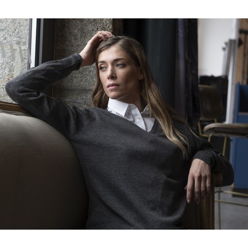 Pull col V femme thumbnail 5