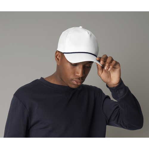 Casquette avec détail en corde