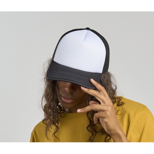 Casquette style rappeur