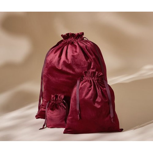 Pochette en velours pour cadeaux