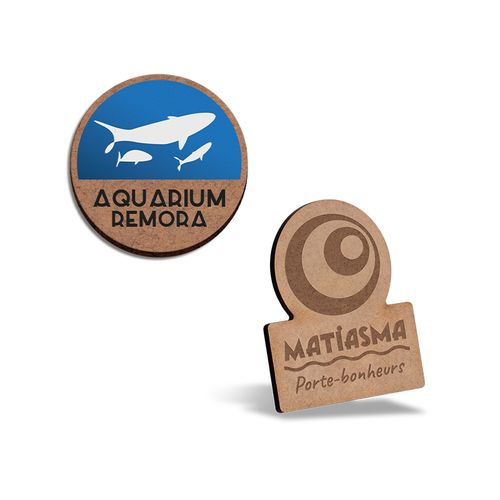 BADGE MDF EP 3mm AVEC PINCE-EPINGLE ENTRE 20 cm2 ET 40 cm2 MAXI - 3