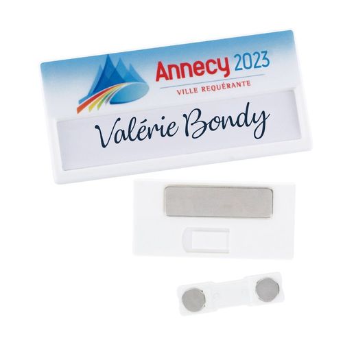 BADGE WITH SPACE FOR NAME, WITH MAGNET