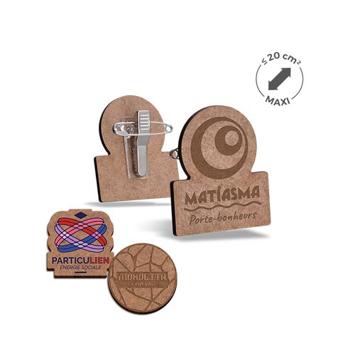 BADGE SUR-MESURE EN MDF EP 3 mm AVEC PINCE-EPINGLE MAXI 20 cm2 - 1