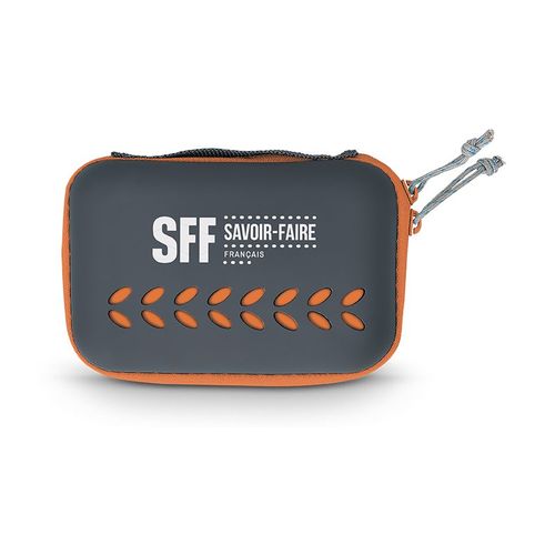 SERVIETTE MICROFIBRE DE SPORT AVEC BOITE DE RANGEMENT