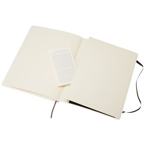 black Cuaderno Classic XL de tapa blanda - liso