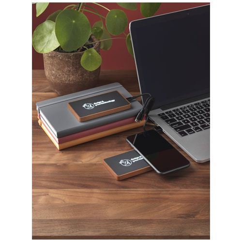 madera/negro SCX.design Batería externa de madera de 5000 mAh P35