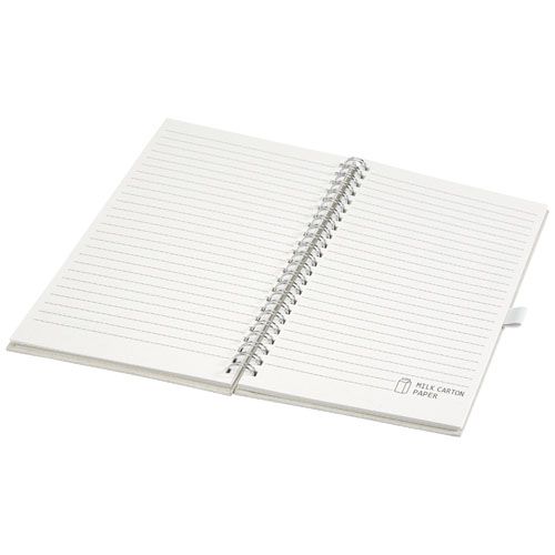 Libreta A5 con espiral fabricada a partir de cartones de leche recilados 