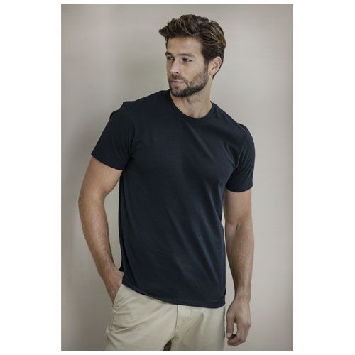 black Camiseta unisex de manga corta con material reciclado Aware™ de 160 g/m²
