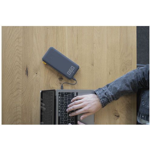 Batterie de secours Xtorm XB403 Titan Ultra de 27 000 mAh 200 W pour ordinateur portable - 10