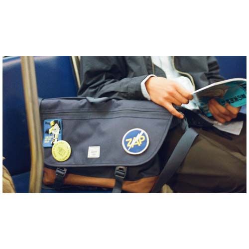 Sacoche à bandoulière Herschel Cove recyclée de 22,5 L - 6
