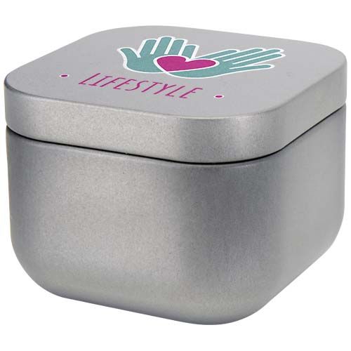 Vela cuadrada en caja metálica con aroma de vainilla 
