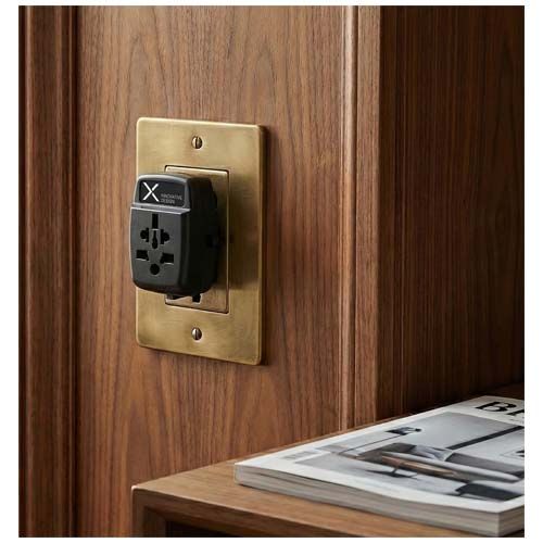 black Adaptador universal de viaje