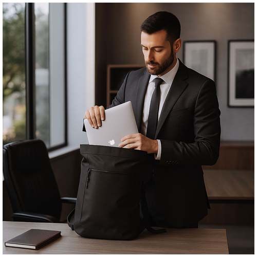 black Mochila
