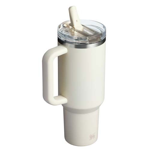 Vaso Stanley Quencher® ProTour 1180 ml de acero inoxidable reciclado aislado con pajita abatible