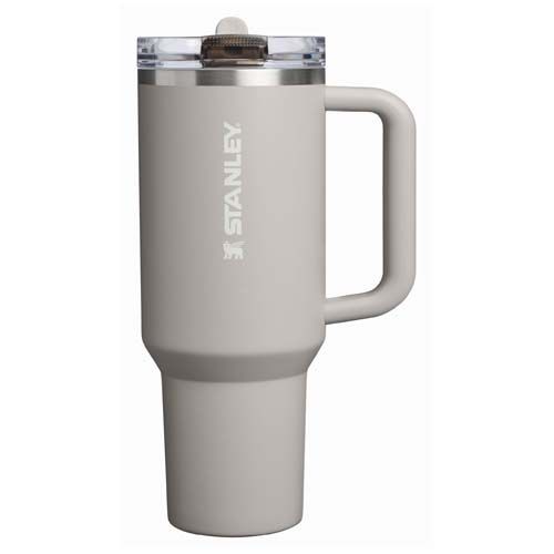 Vaso Stanley Quencher® ProTour 1180 ml de acero inoxidable reciclado aislado con pajita abatible
