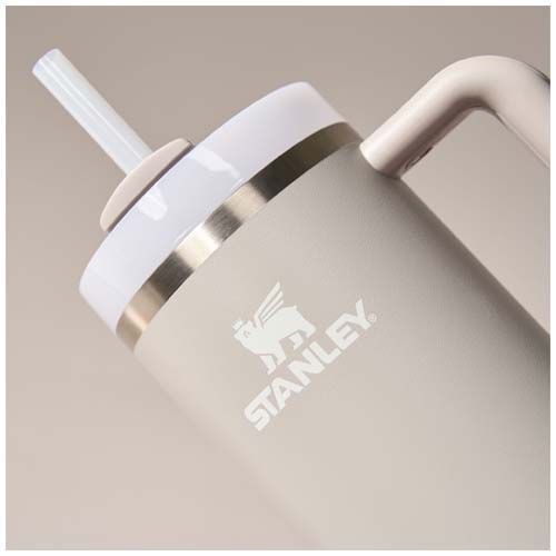 gray Vaso con aislamiento de acero inoxidable reciclado Stanley Quencher® H2.0 FlowState™ 890 ml