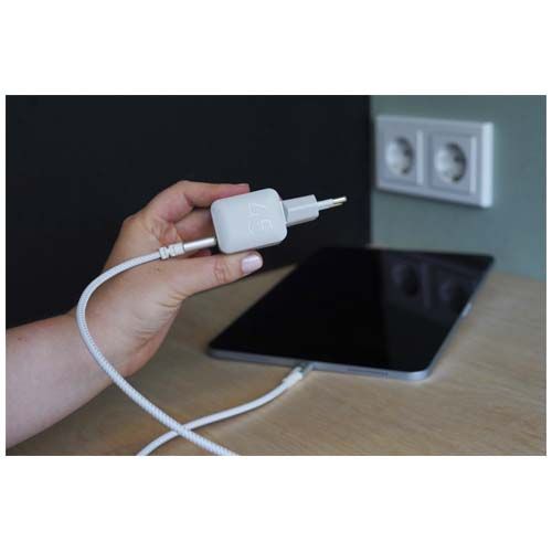 white Cargador de pared Xtorm NextGen de 45 W