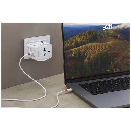white Adaptador universal SKROSS® MUV AC65PD con cable USB-C