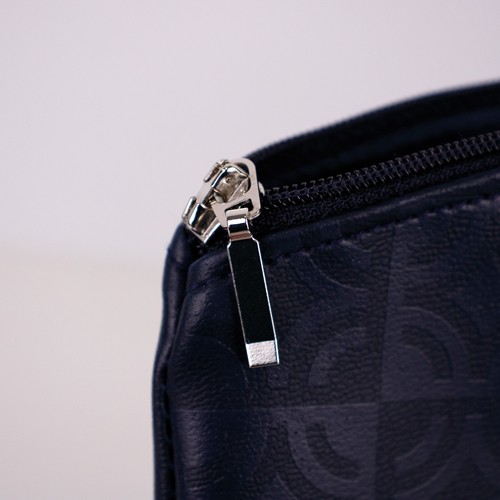 Trousse arrondi en PU avec doublure - 9