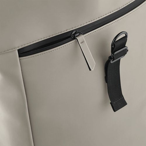 Sac à dos avec rabat roll-top en polyuréthane mat - 7