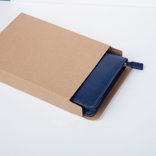 CHIUSURA CON CERNIERA CHIUSURA CON CERNIERA