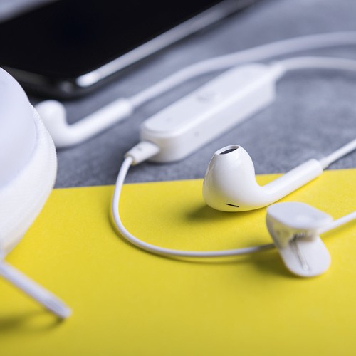 white Auriculares Sopral