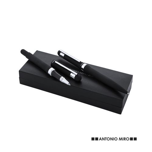 black Set Nilka