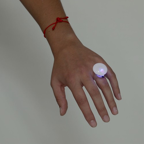 white Anillo Tayter