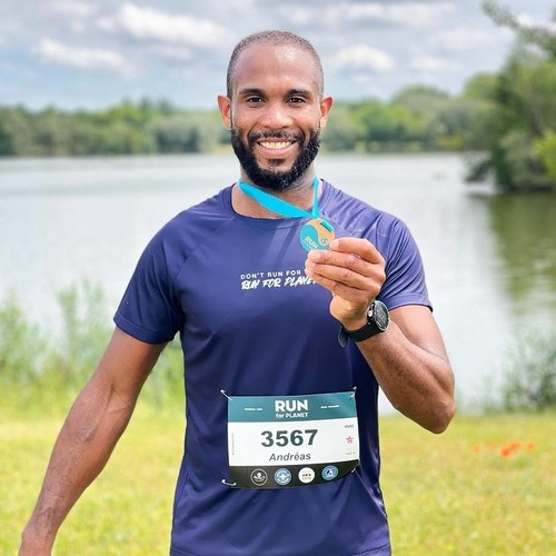 Médaille en bois imprimée avec carte thumbnail 5