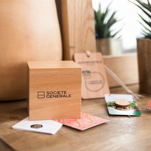 Cube en bois massif - 3