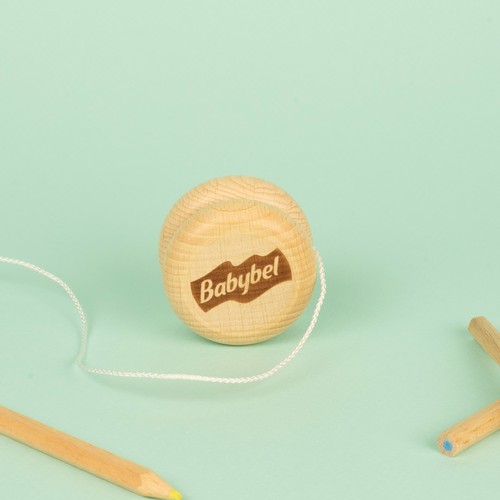 Yoyo en bois gravé - 5