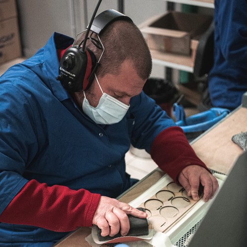 Médaille en bois gravée sans carte thumbnail 6